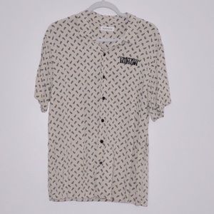 PacSun "Fantasy" Embroidered Bandana Print Button Down Shirt Tan/Black SZ M